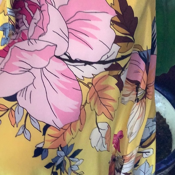 NWT Johnny Was Floral Silk Blouse - Picture 2 of 9